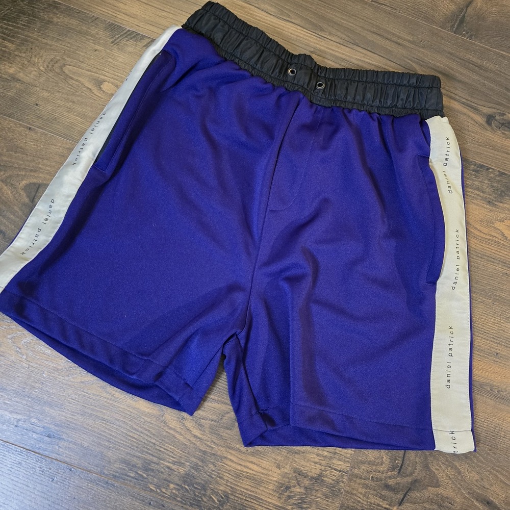 Daniel Patrick Mens Classic Gym Shorts Drawstring‎ Purple Ivory Stripe